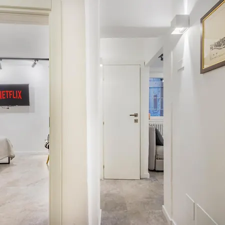 Golden's Nel Cuore Di Modène