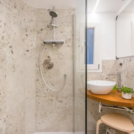 ホームステイ Golden's Nel Cuore Di *