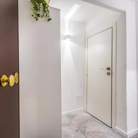 Golden's Nel Cuore Di * モデナ